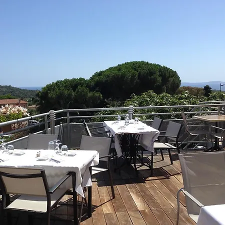 Hotel La Cigale 3*